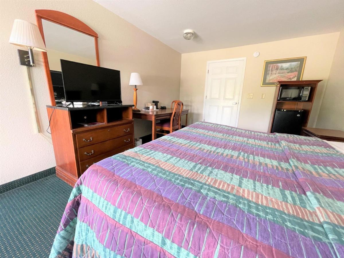 Rodeway Inn Sandersville Extérieur photo
